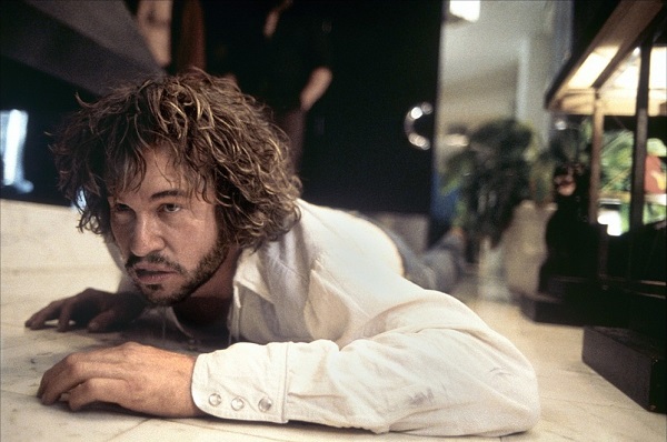 Val Kilmer in Wonderland