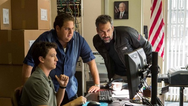 Miles Teller, Jonah Hill and Todd Phillips on the set of War Dogs