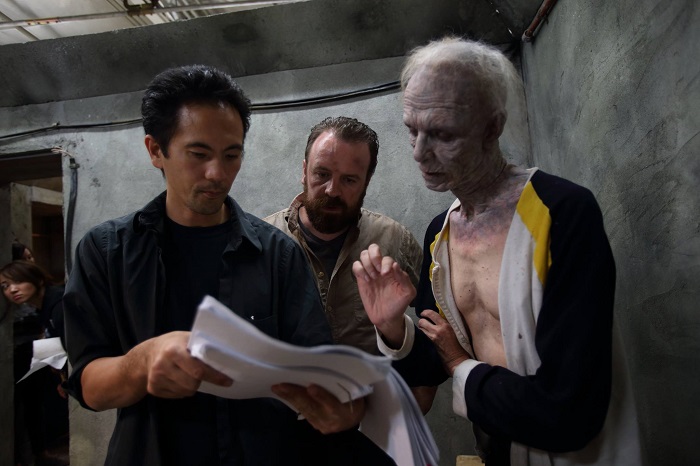 Hiroshi Katagiri with Doug Jones on set