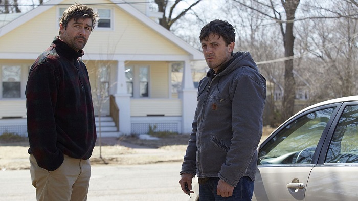 Kyle Chandler and Casey Affleck in Manchester By The Sea