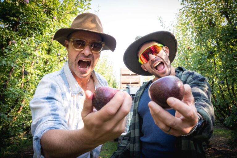 Australia’s Superfruit Takes Centre Stage: Queen Garnet Featured in Chris Hemsworth’s New Global Series Azza & Zoc Do Earth